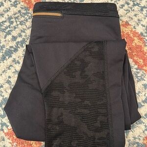 Lululemon Black Camo Rose Gold Zipper Leggings - Like New - 4